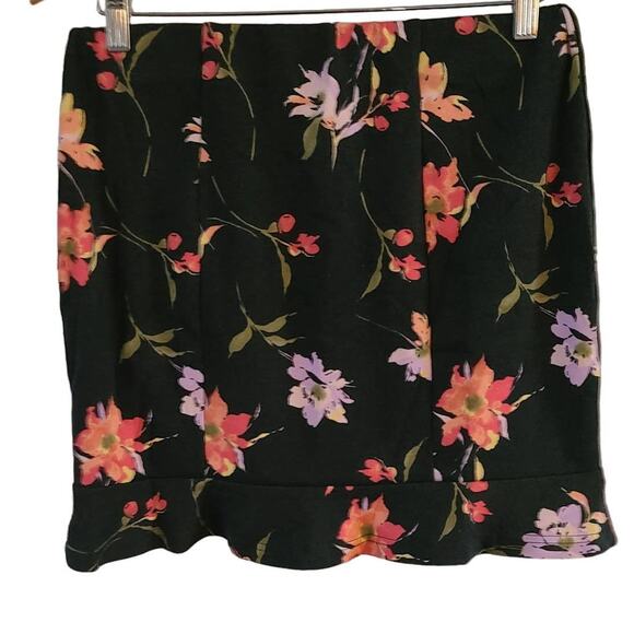 SO Juniors Flounce Mini Skirt - Size Large (NWT) - Picture 4 of 5